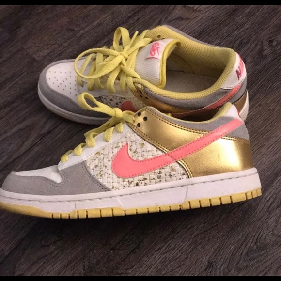 air force ones classic. - Picture 2 of 2